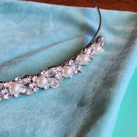 Ever Faith Faux crystal and pearl headband for wedding prom homecoming Size OS - Picture 5 of 7